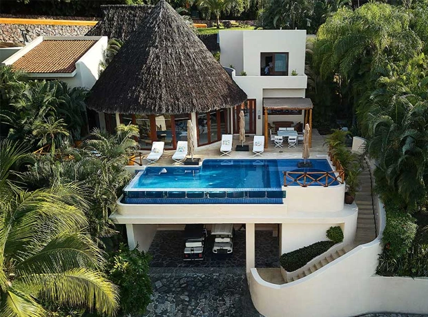 Vacation Rentals Cruz de Huanacaxtle